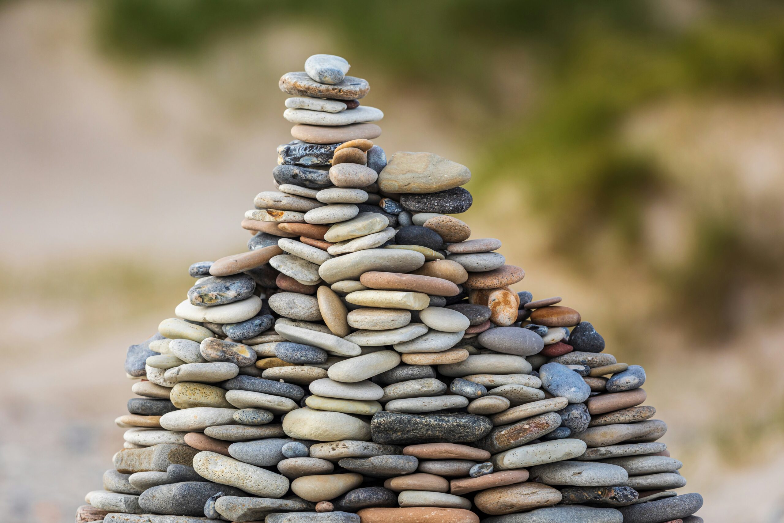 zdenek-machacek-jbe0iCwo-U0-unsplash pile of rocks conveying overwhelm